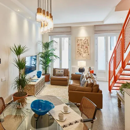 Right House - Indipendent In Characteristic Marina District Appartement