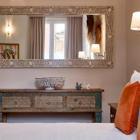 Apartment Right House - Indipendent In Characteristic Marina District Cagliari