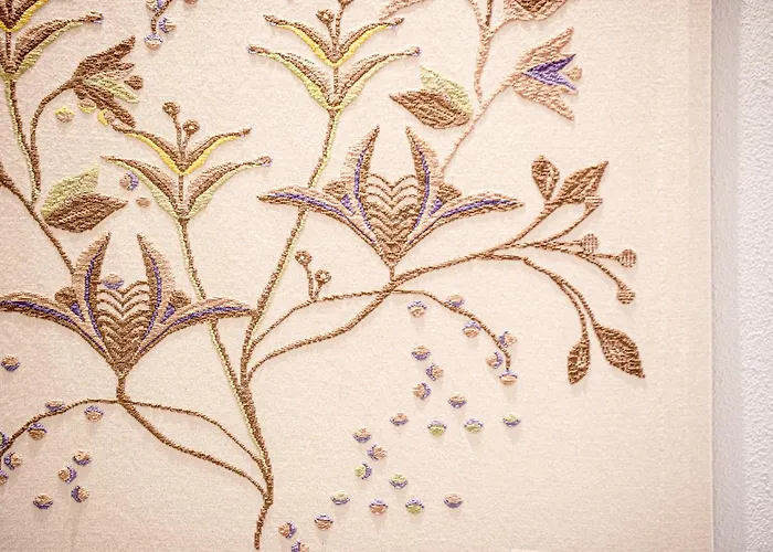 Right House - Indipendent In Characteristic Marina District *